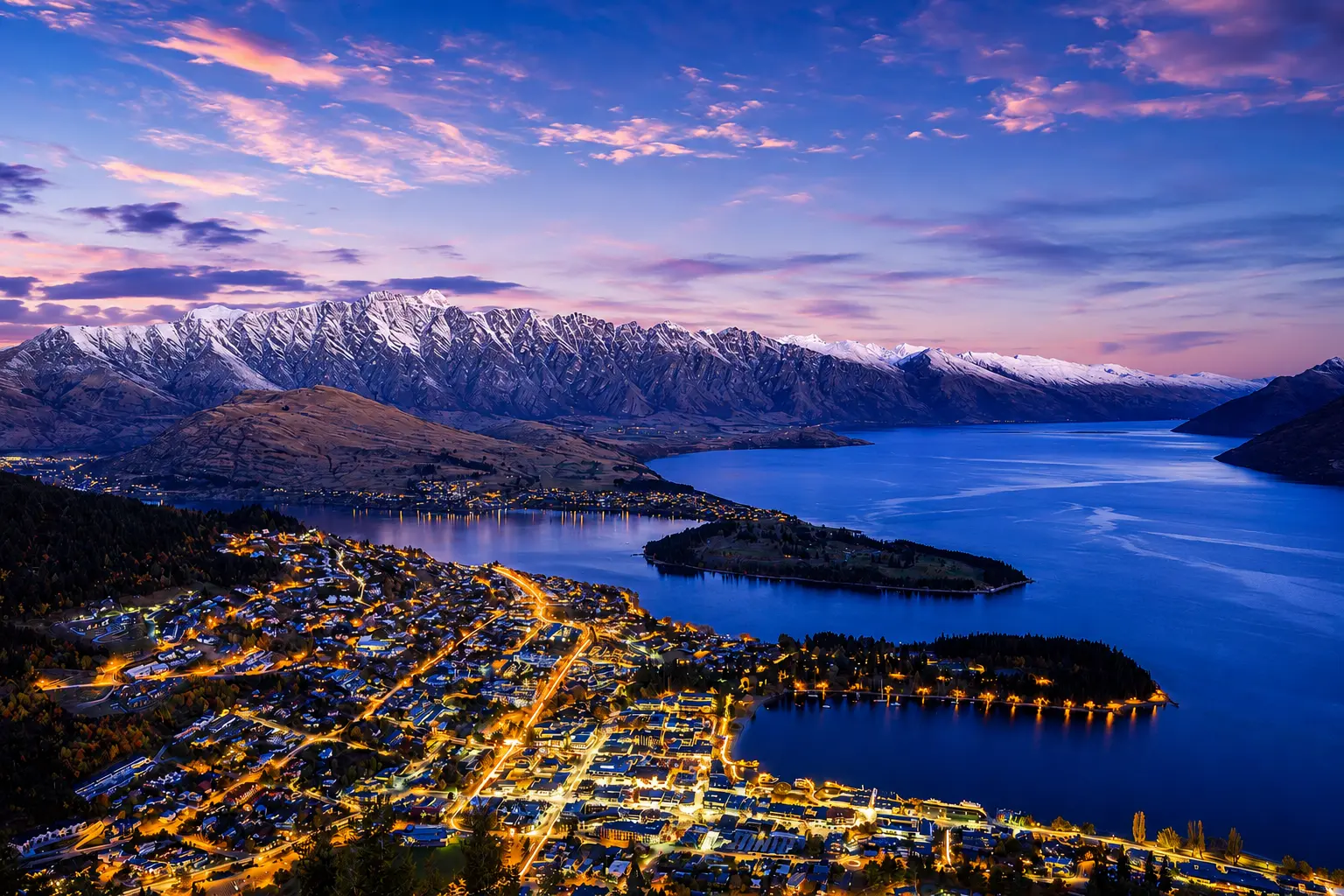 Lake Wakatipu, Queenstown at golden hour